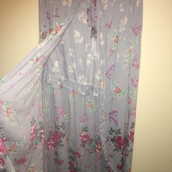 Walk-through floral maxi skirt, size M - Picture 2 of 2